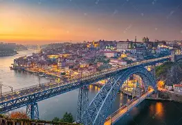 爱游戏登录入口-16岁球员被点球击中胸口倒地身亡